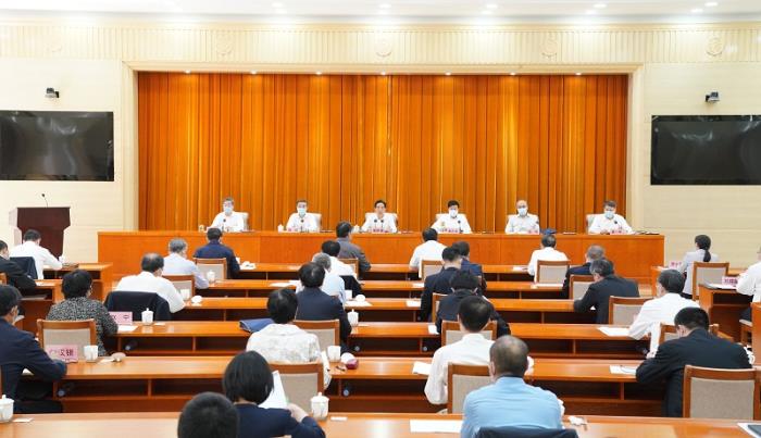 郭声琨在落实中央全面依法治国委员会2021年工作任务部署会上强调  紧紧围绕主线来谋划和推进各项工作 把党中央关于全面依法治国的部署要求落到实处